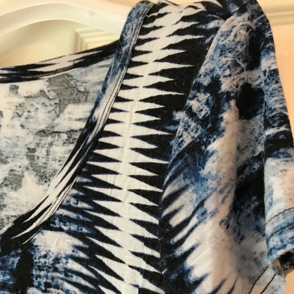 Calvin Klein Printed T-shirt - Picture 4 of 6